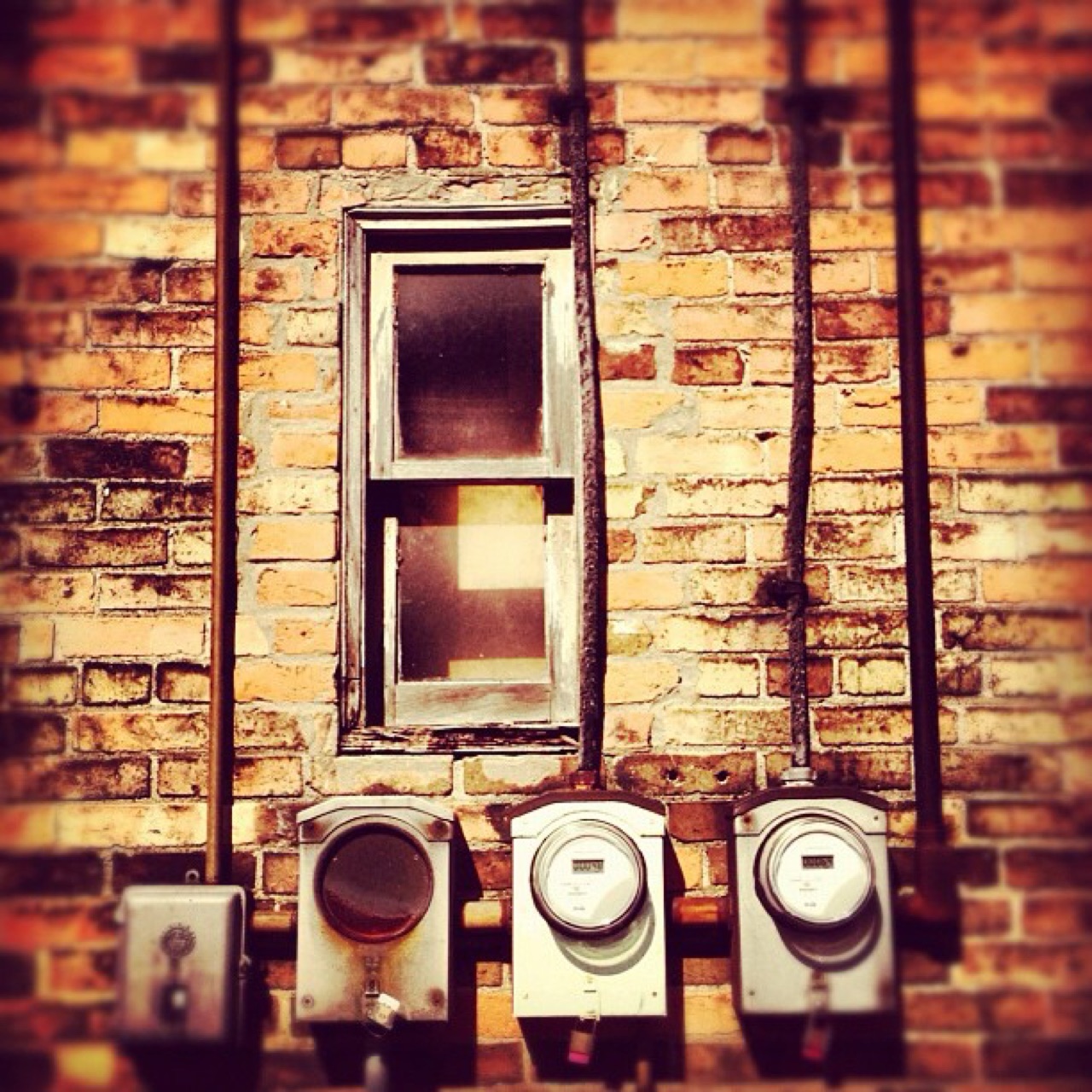 Love this tiny wood window.