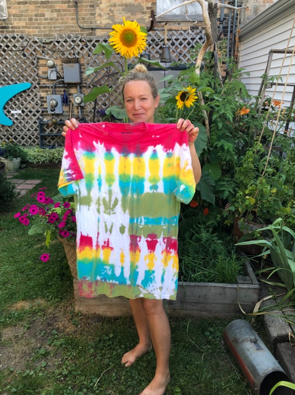 Getting down with our hippy-dippy selves in preparation for Art Slam…