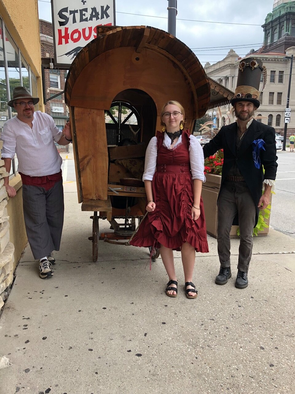 ❤️ this! Father-Daughter debut of the YonderAwagon @Art Slam Manitowoc.