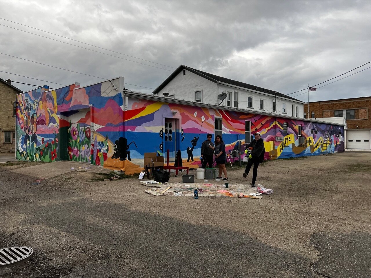 Congratulations to the Algoma Venture Academy mural class!