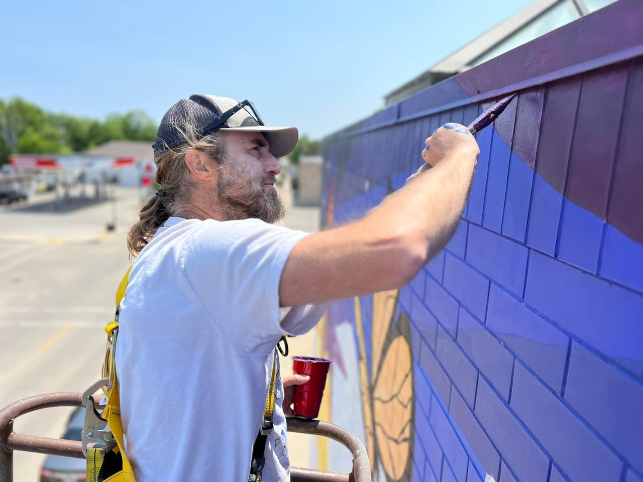 We’re going to need a lot of taco breaks to paint this huge wall🌮🎨☀️.