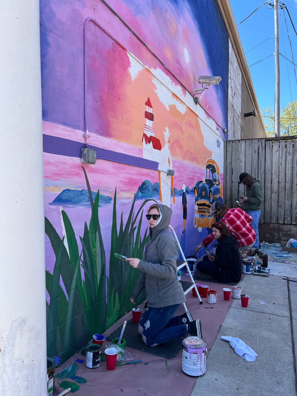 Painted with this crew today.