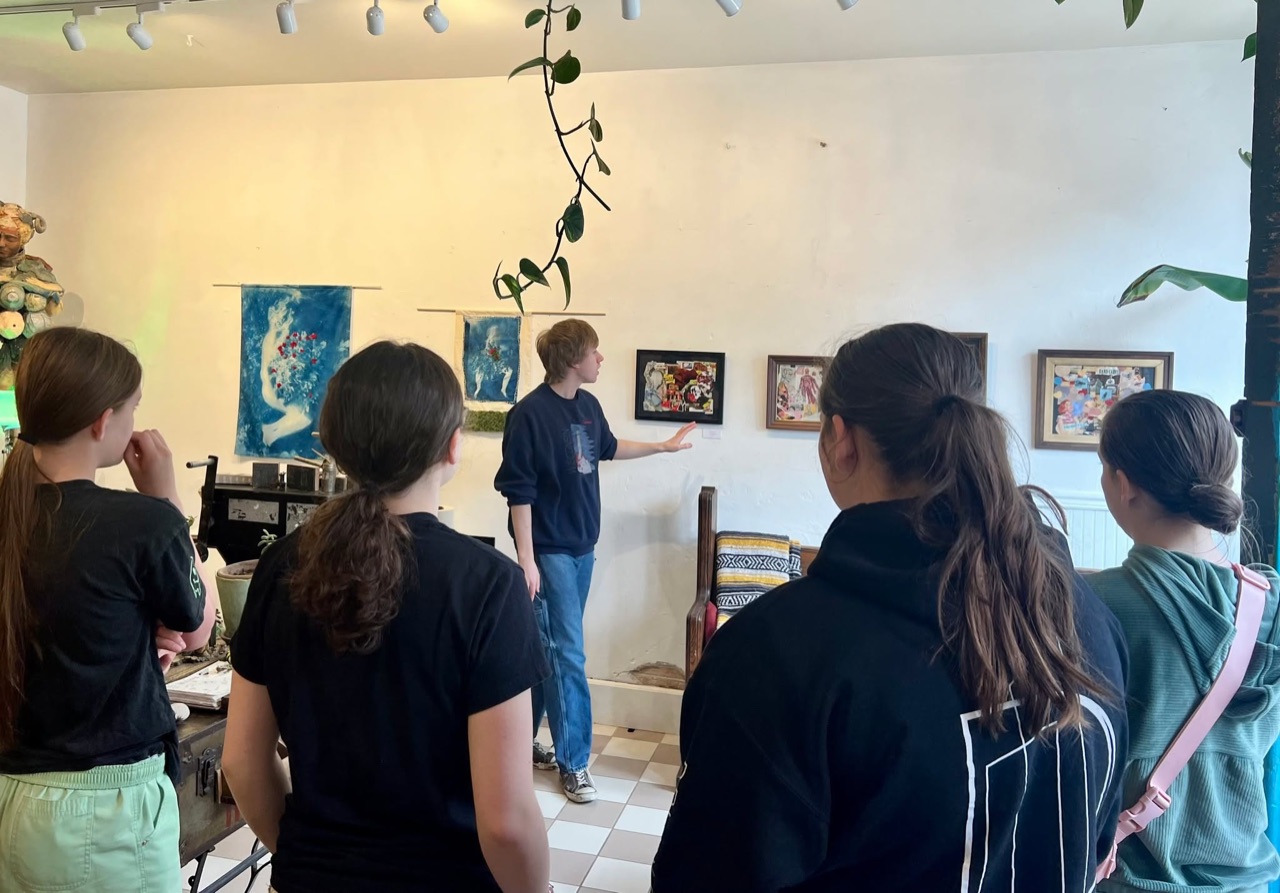 Such good creative energy in the studio this morning!✨Thank you Cody…