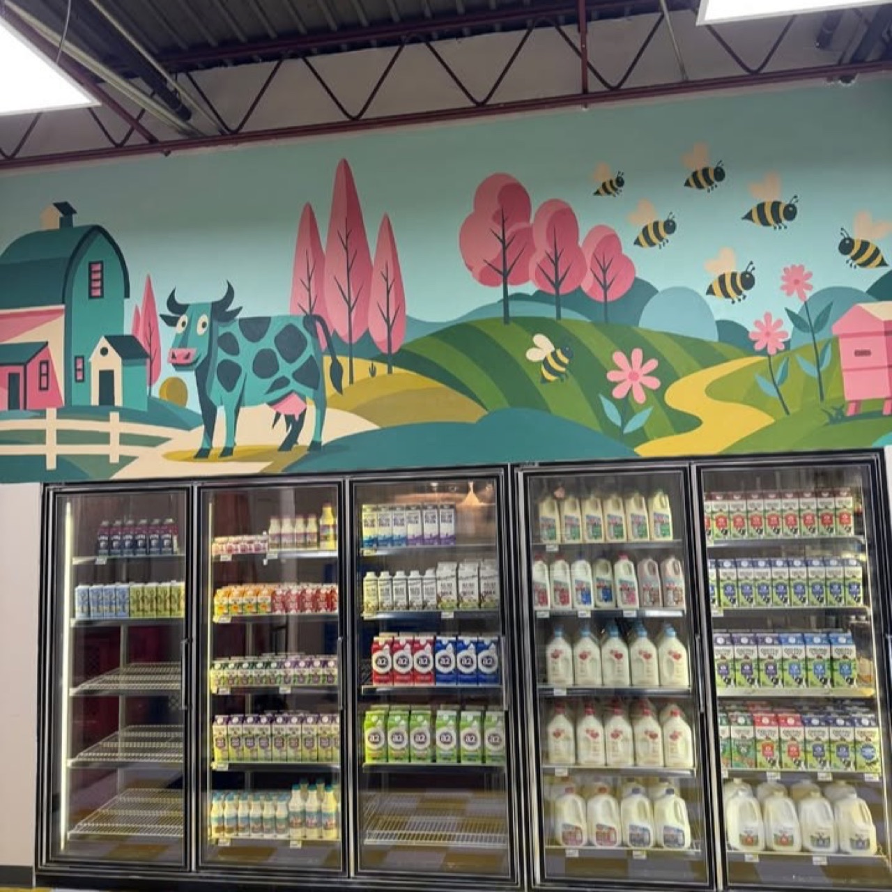 It is cold outside, so thanks to healthywaymarket for letting us…
